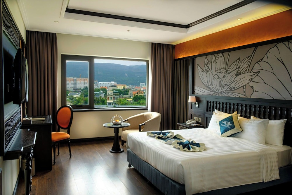 Deluxe Double Room Single Use