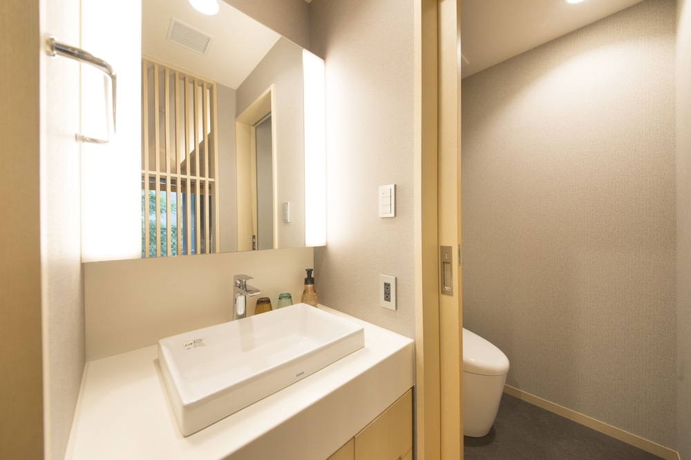 Queen Room With Hot Spring, Non Smoking photo 2
