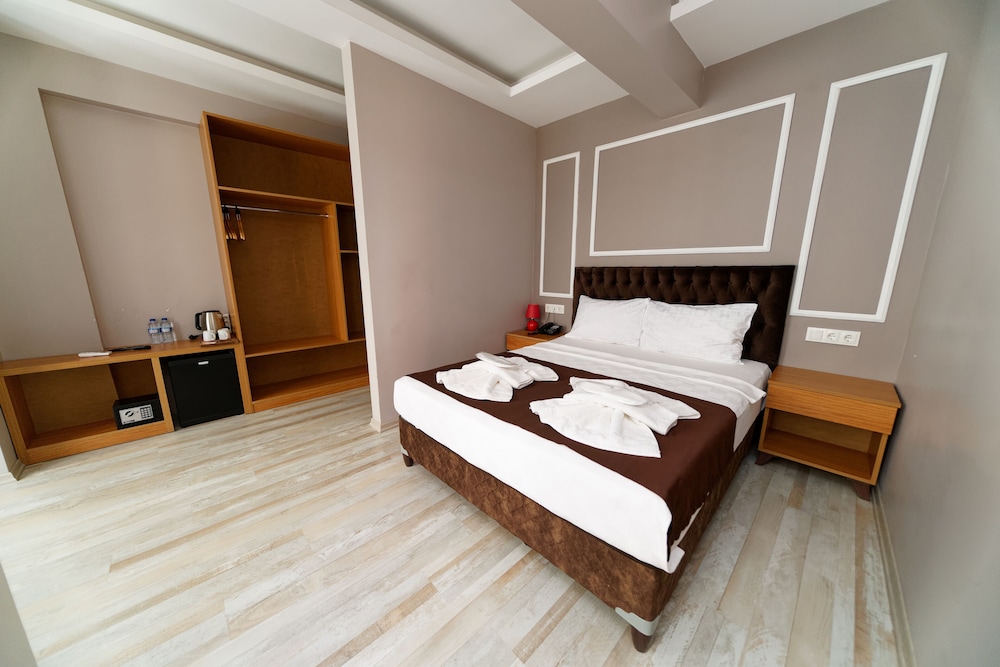 Economy Double Room photo 1