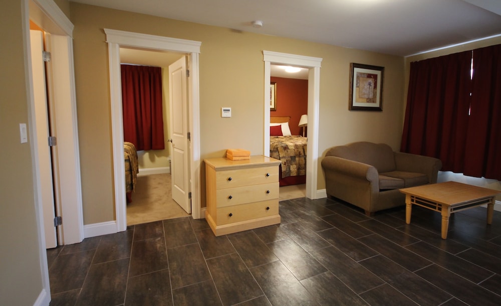 Deluxe Suite, 2 Bedrooms photo 3