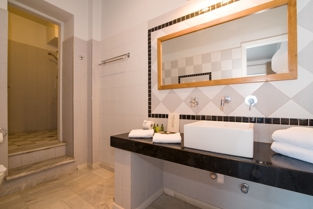 Junior Suite - Photo 9