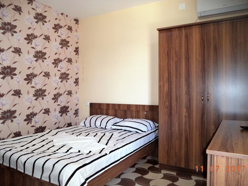 Classic Apartment, City View photo 1