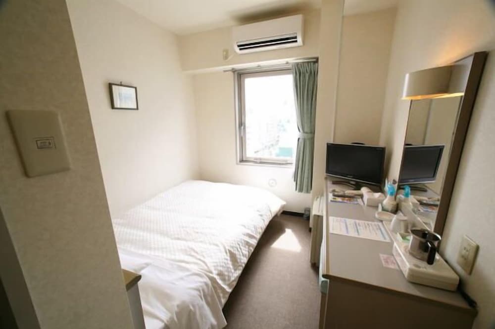 Single Room photo 2
