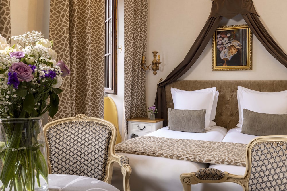 Deluxe Double Room - Photo 1