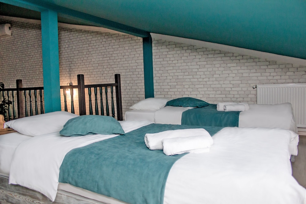 Family Apartment, 2 Bedrooms, City View photo 3