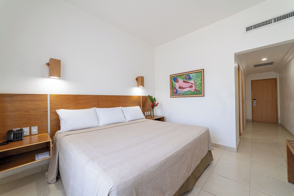 Standard Room, 1 Queen Bed - Photo 1