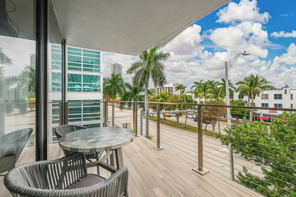 Premium Suite, City View, Corner - Photo 14