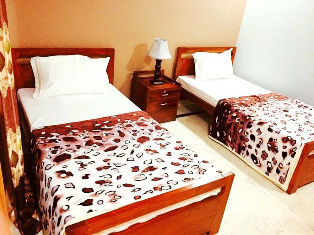 Double or Twin Room photo 3
