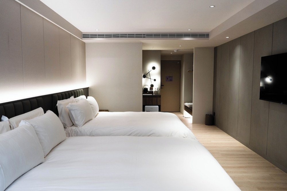 Classic Quadruple Room