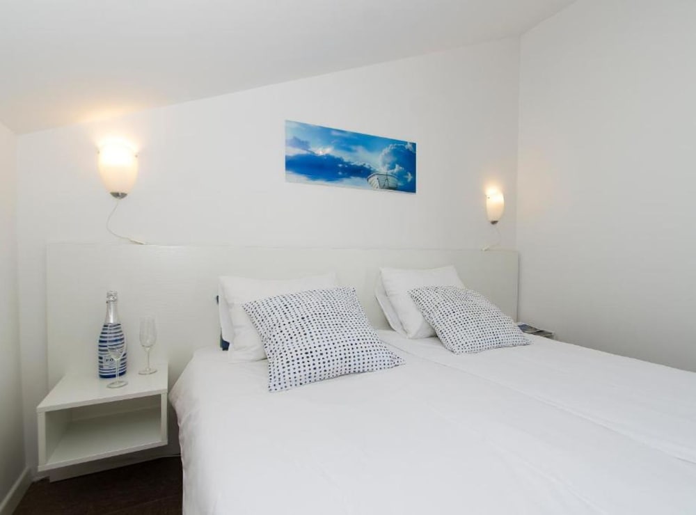 Apartment (Apartments Villa Olea - Apartment wit) photo 1