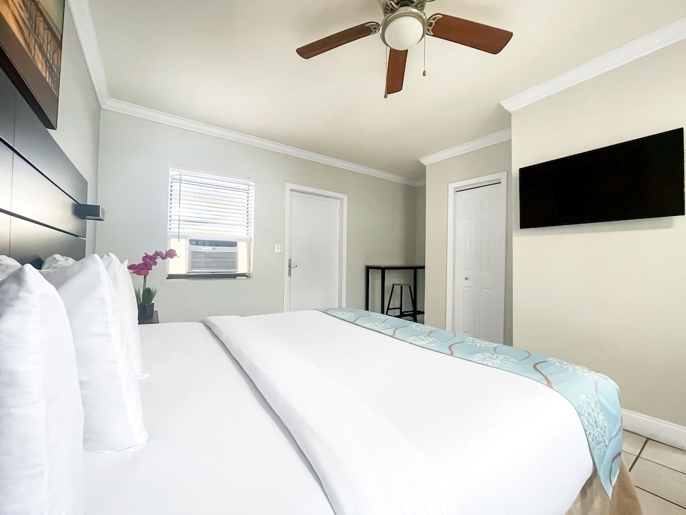 Studio, 1 Queen Bed, Non Smoking photo 2