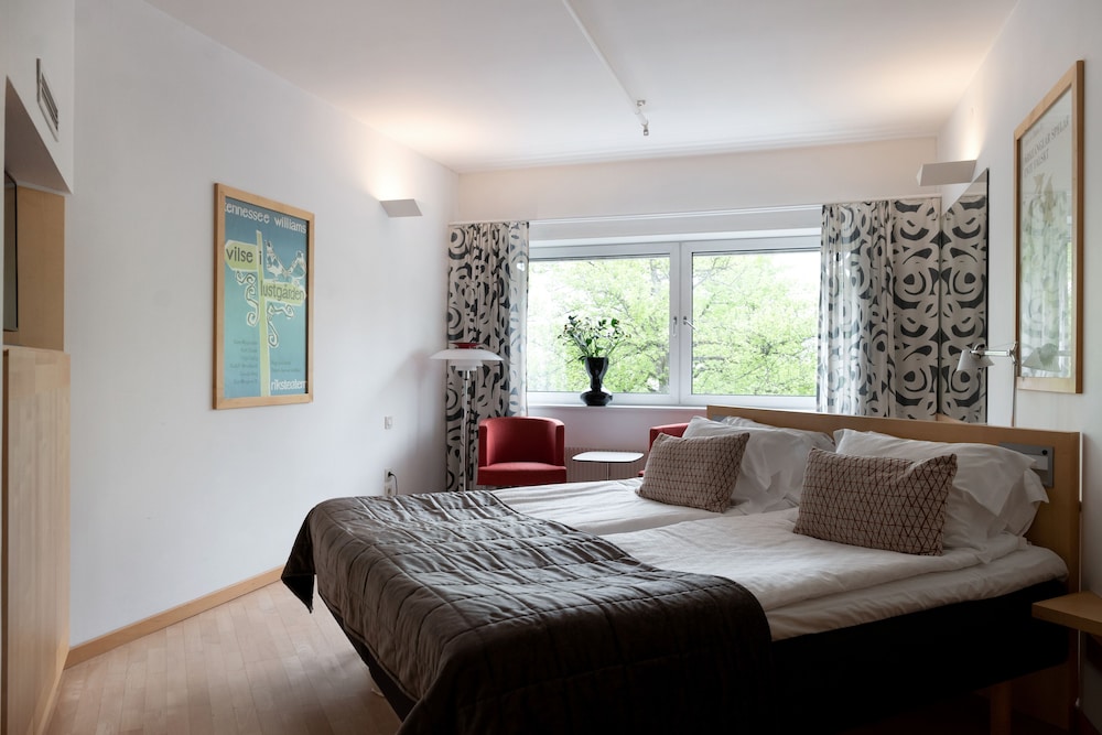 Standard Double Room - Photo 6