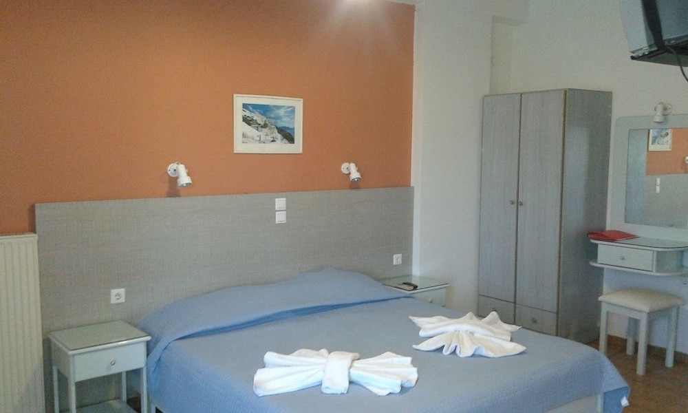 Comfort Studio, 1 Double or 2 Twin Beds (for 2) photo 1