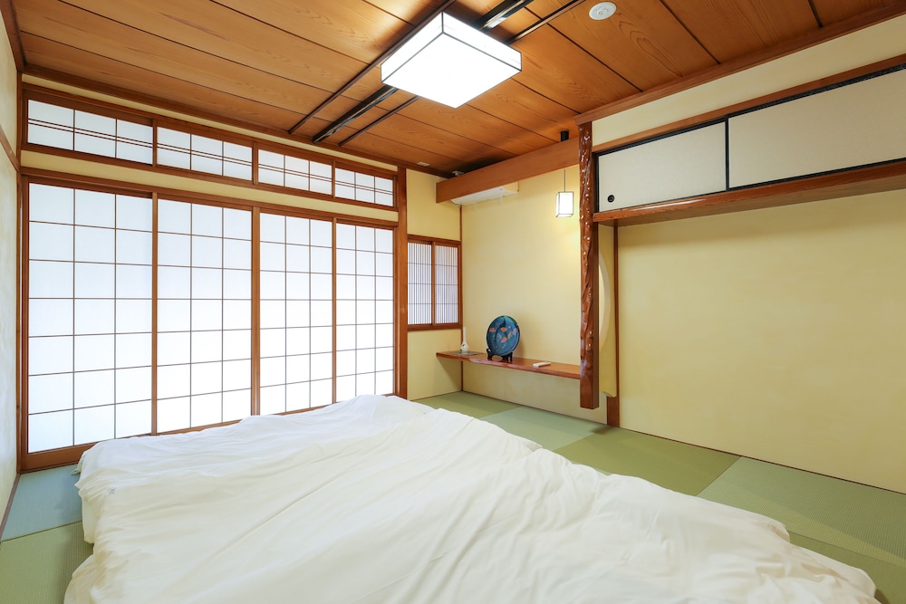 Villa photo 3