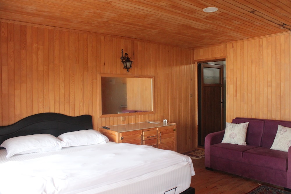Bungalow photo 2