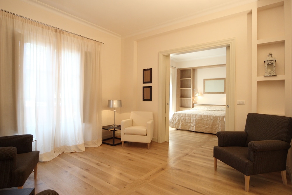 Deluxe Apartment, 2 Bedrooms photo 3
