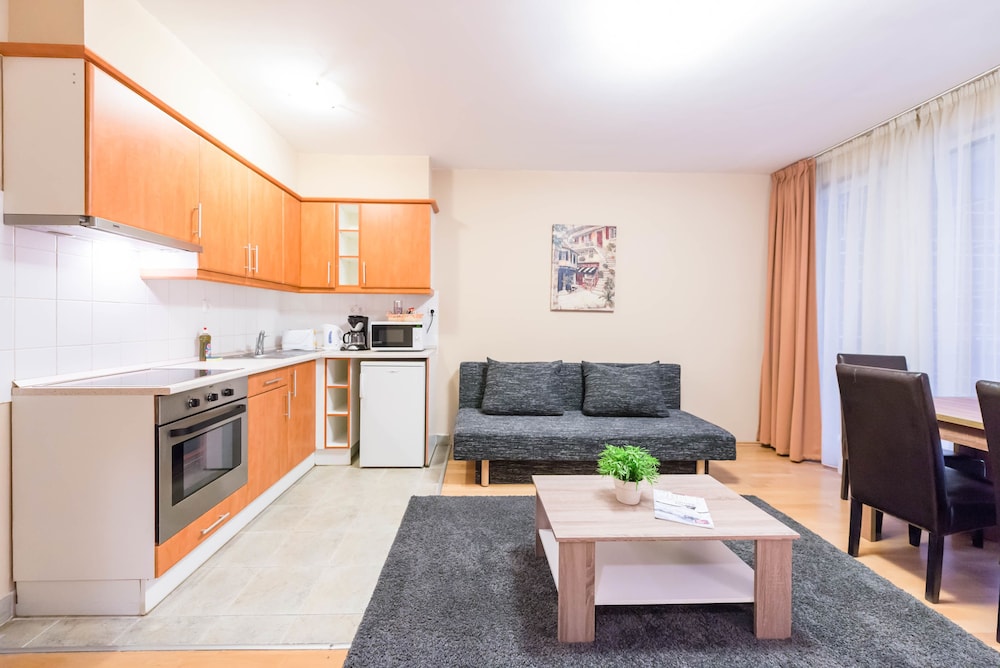 One-Bedroom Apartment - Photo 14