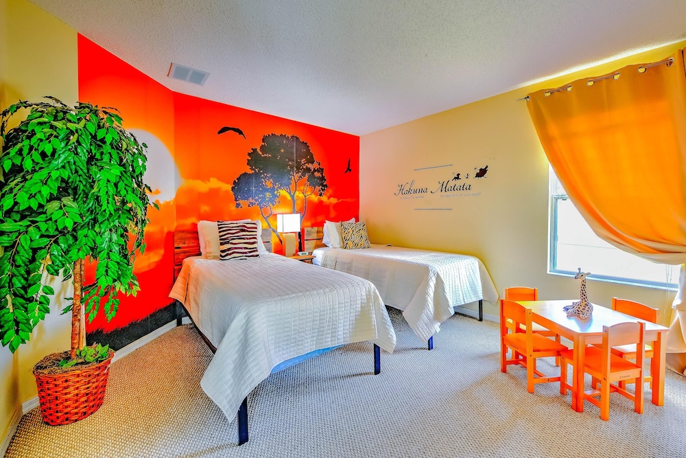 House (Emerald Island  Resort, private pool,)