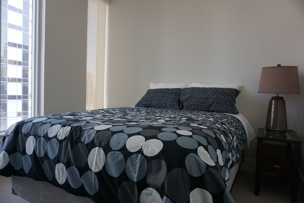 Luxury Suite, 2 Bedrooms, Kitchen, City View