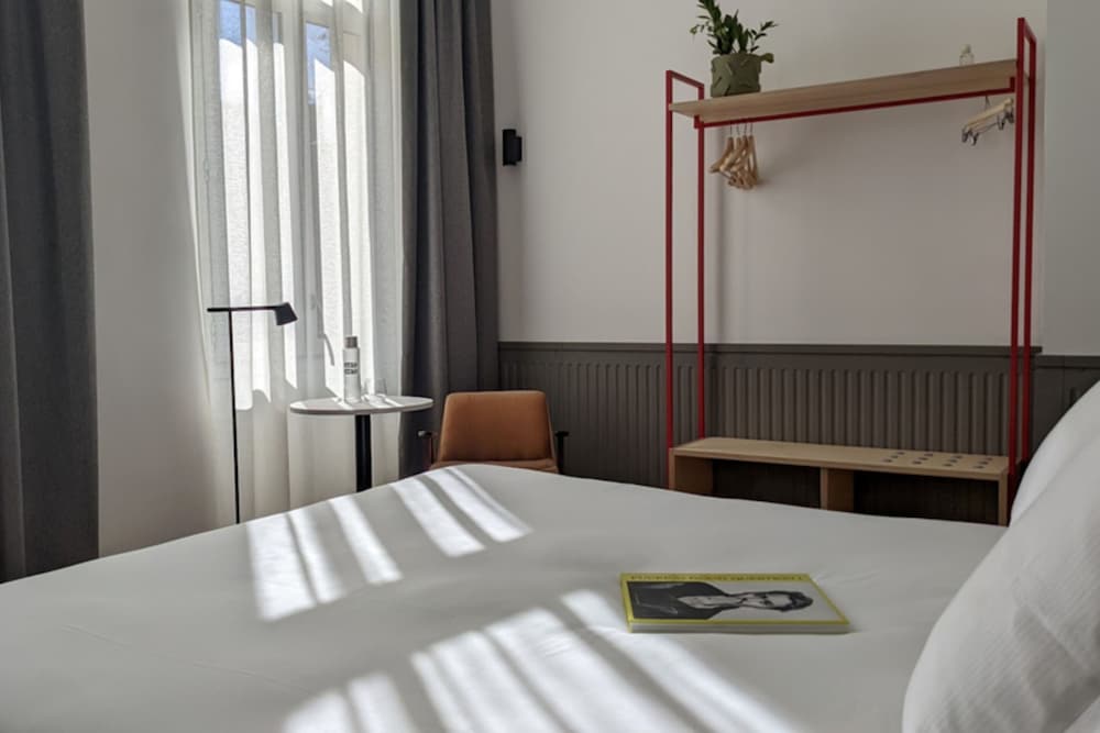 Room, Garden View - Photo 4