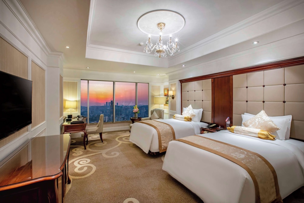Standard Room, 2 Twin Beds, City View photo 1
