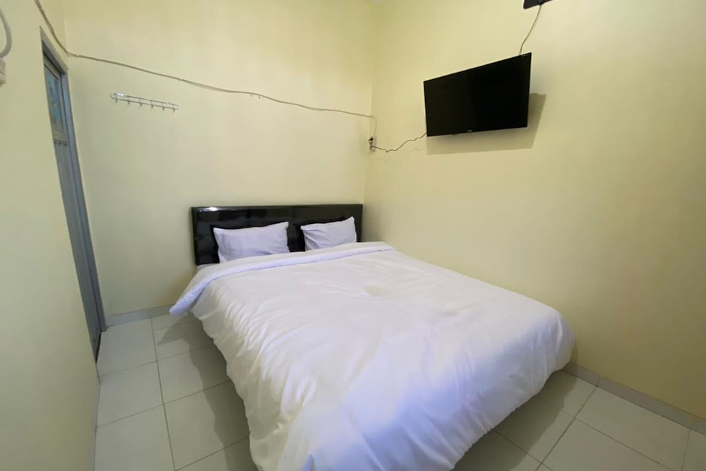 Basic Double Room photo 3