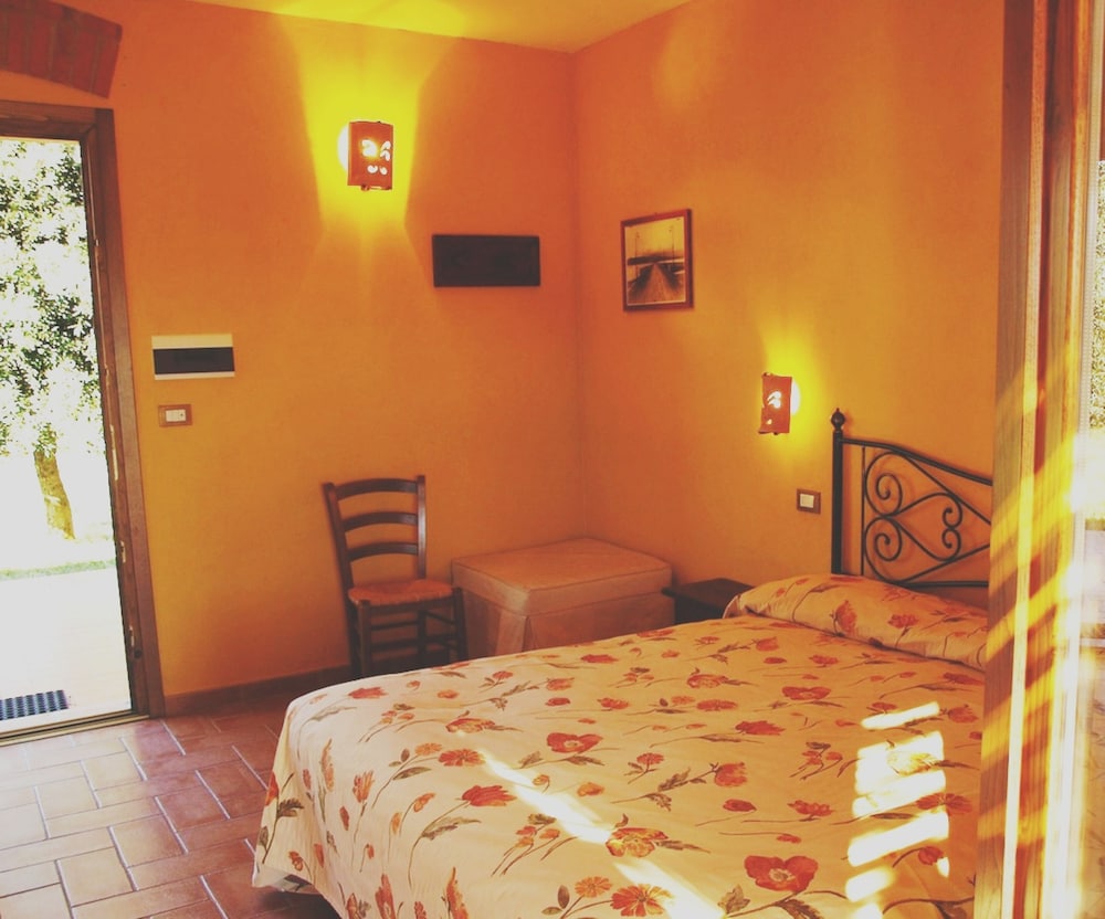 Classic Room, 1 Double Bed, Garden Area photo 2
