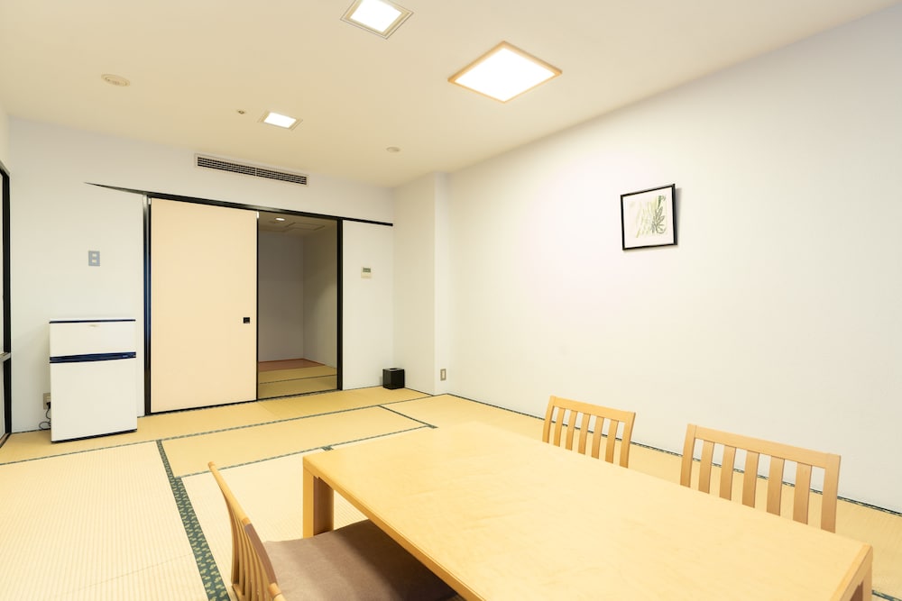 [Non-Smoking] Japanese Style Standard Room - Photo 3