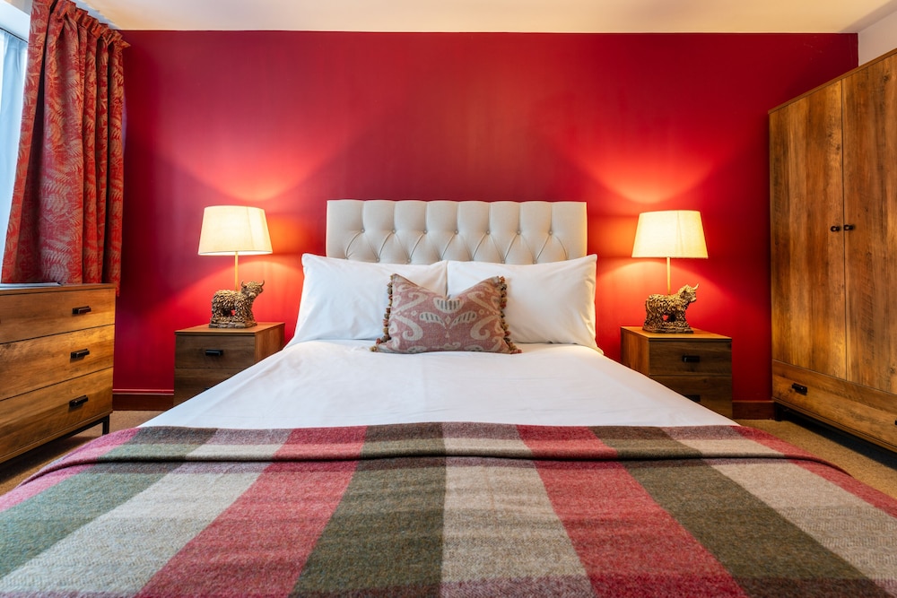 Deluxe Double Room, Ensuite photo 2