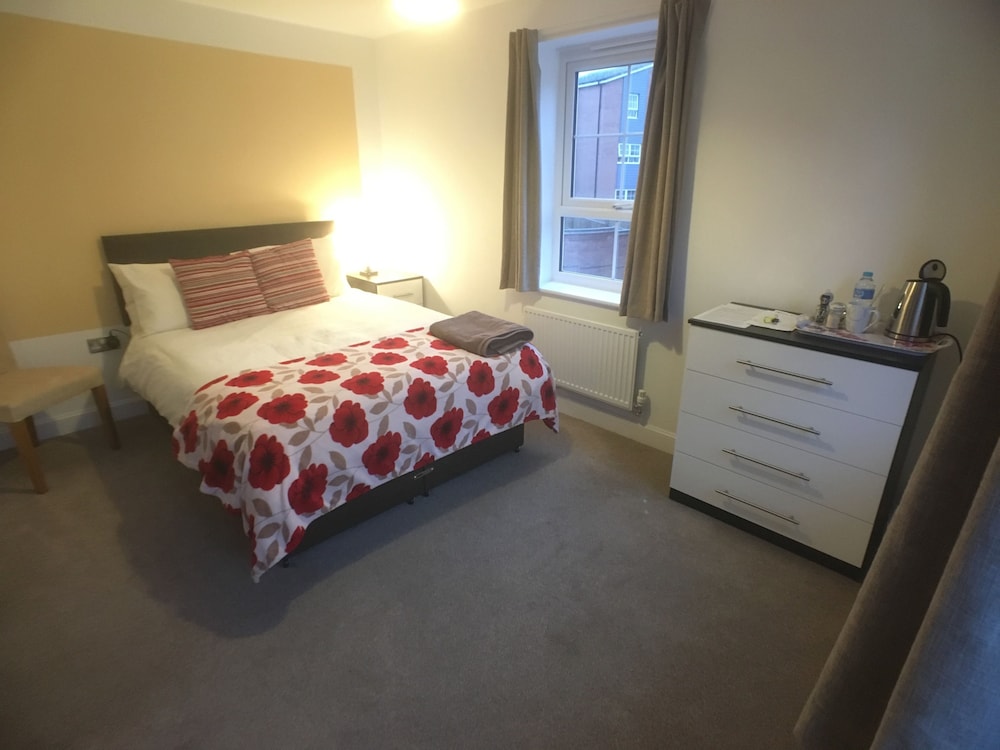 Double Room Single Use, Shared Bathroom photo 2