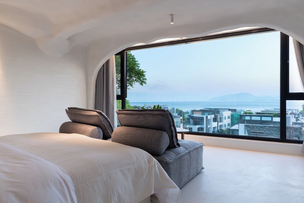 Classic Double Room, Ocean View photo 1