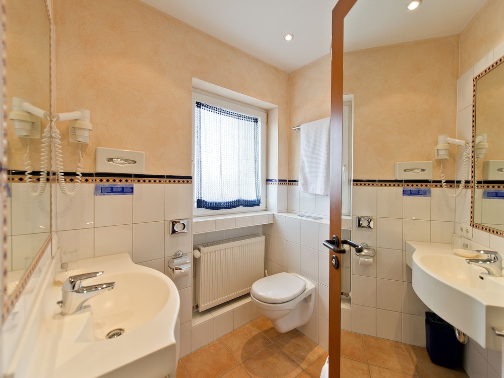 Standard Single Room photo 2