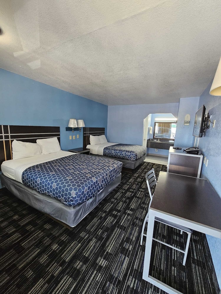 Room, 2 Queen Beds