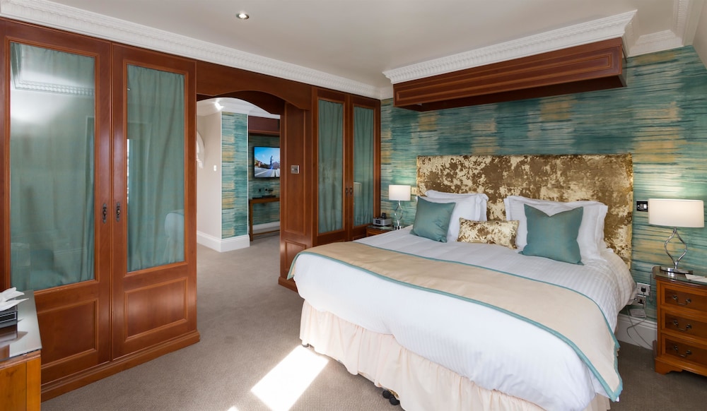 Suite, 1 Double Bed, Non Smoking photo 1
