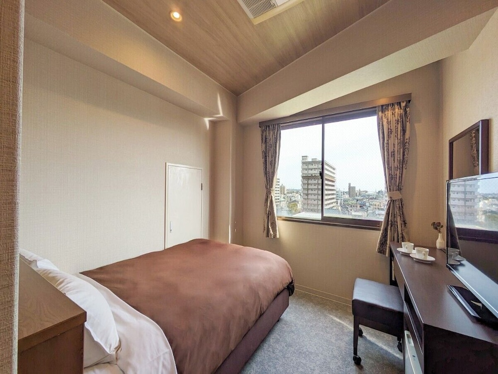 [Renovated]Double Room, Non Smoking - Photo 1