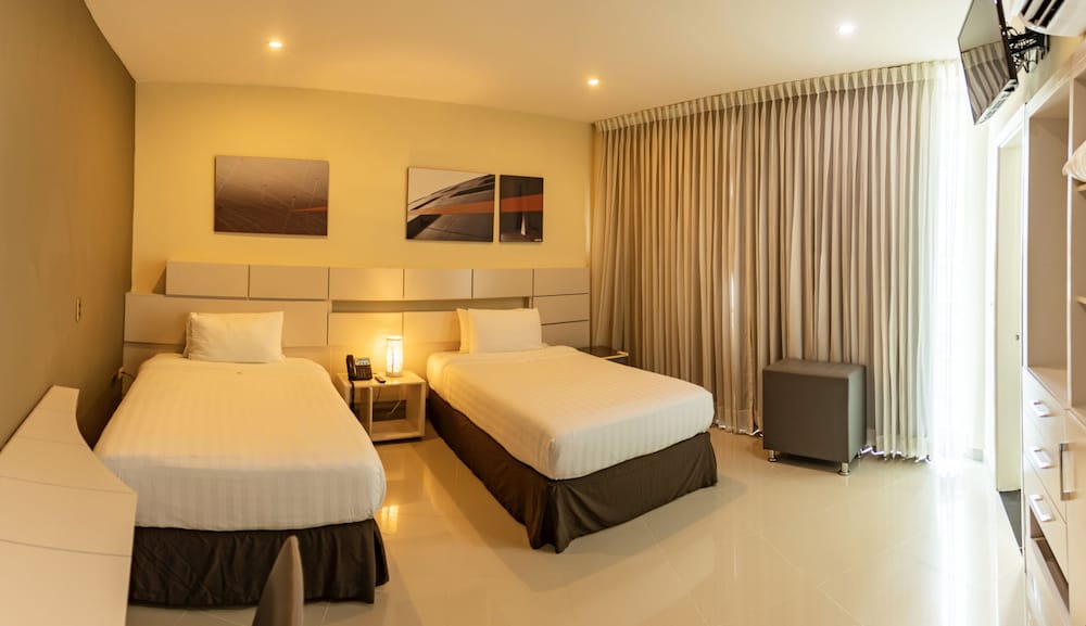 Standard Twin Room photo 2