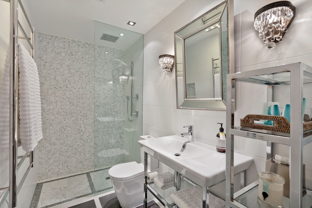 Little Nanook – Luxury Studio Apartment photo 3