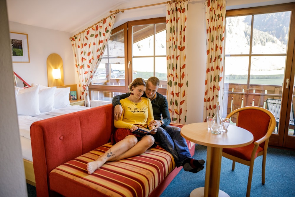 Double Room, Balcony, Mountain View