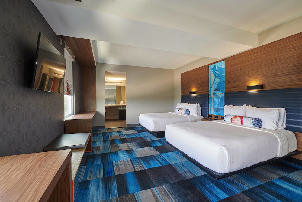 aloft, Room, 2 Queen Beds photo 1