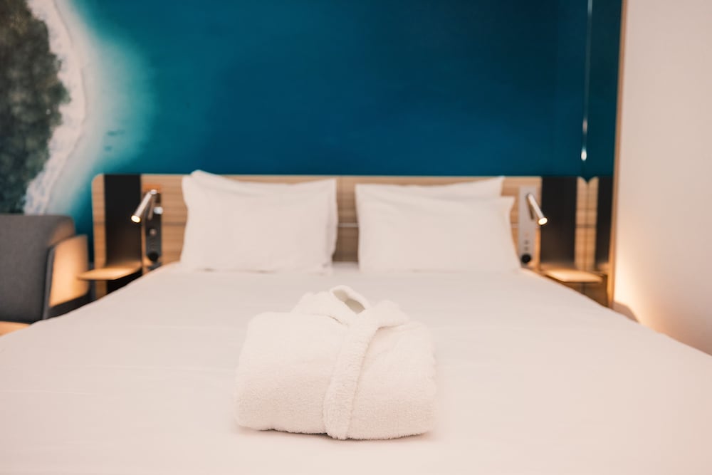 Executive Double Room, 1 Double Bed - Photo 12