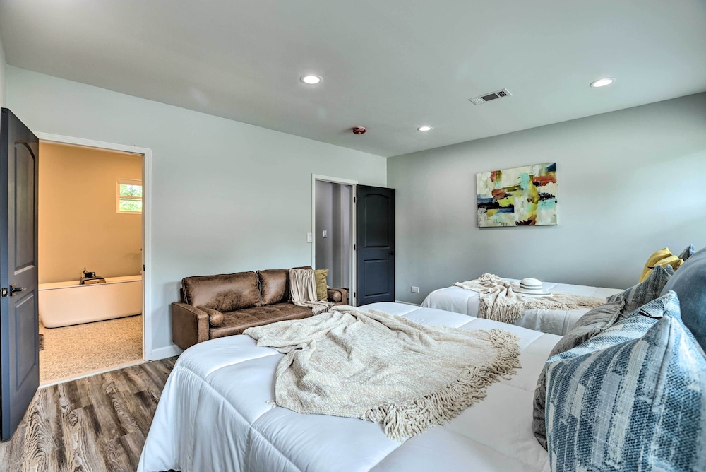 House (4 Bedrooms) photo 3