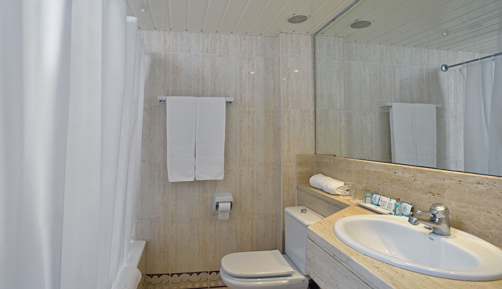Triple Room, Balcony photo 3