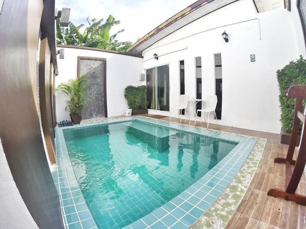 Deluxe Pool Villa photo 2