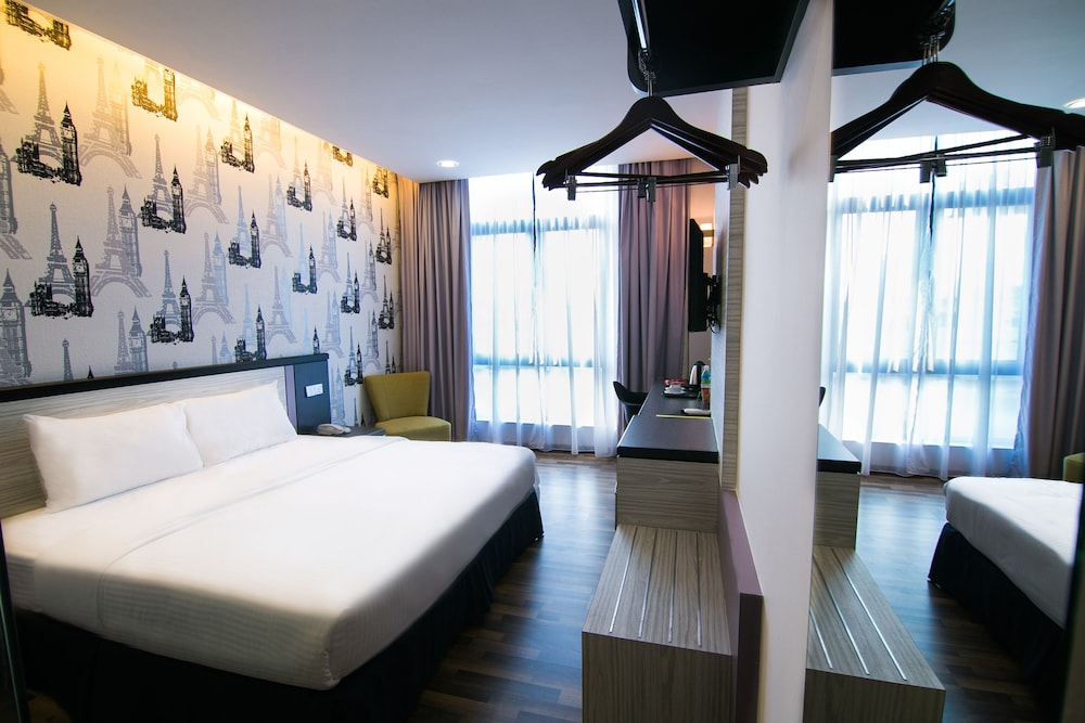 Executive Room, 1 Bedroom, Accessible, City View
