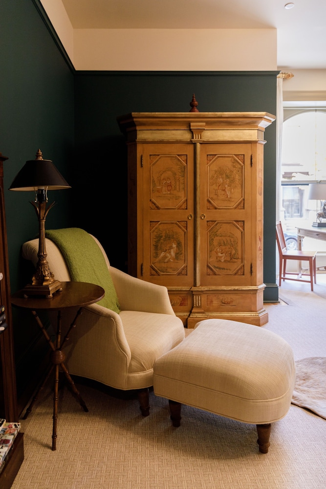 Suite ( Two ) photo 3