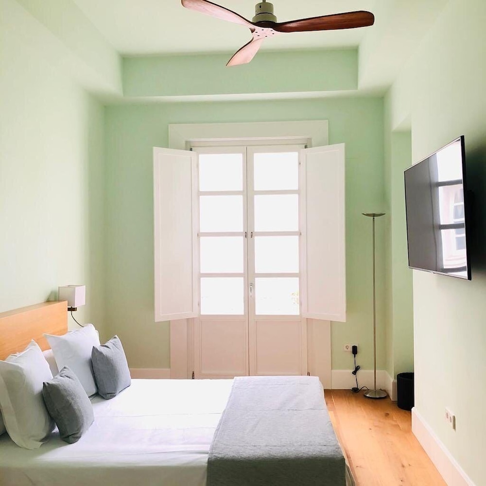 Premium Room - Photo 13