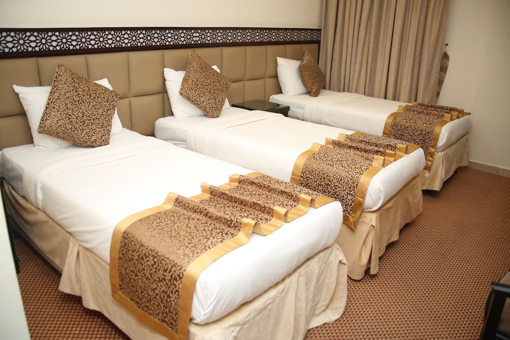 Basic Triple Room - Photo 1