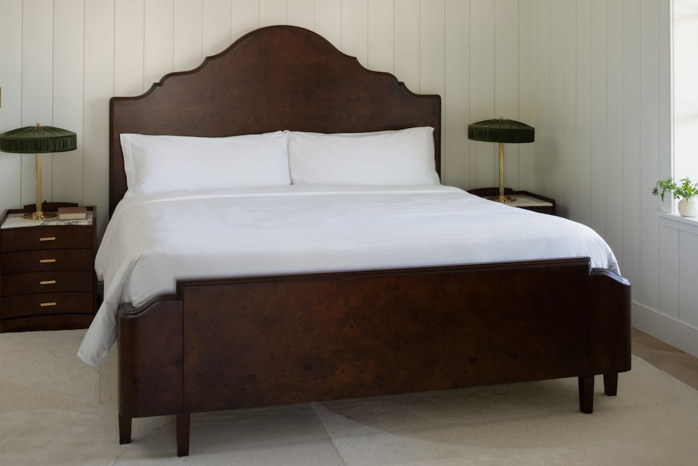 Bungalow, 1 King Bed (Veranda) photo 2