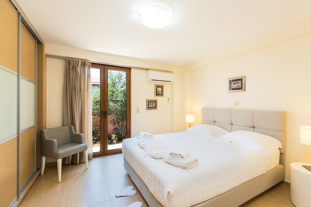 House, 4 Bedrooms, Private Pool, Sea View
