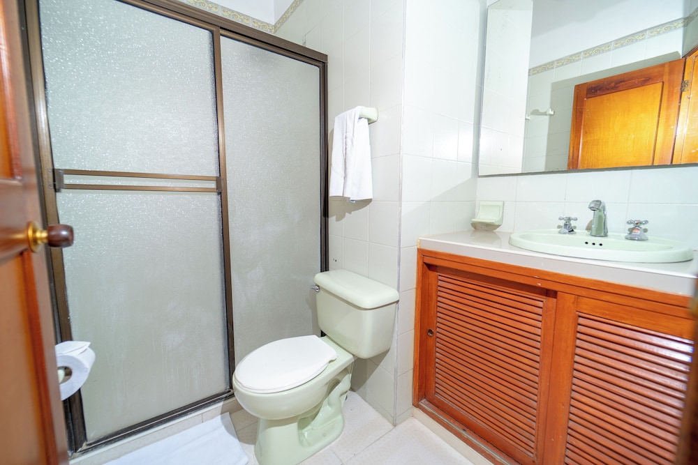 Family Cabin - Photo 4